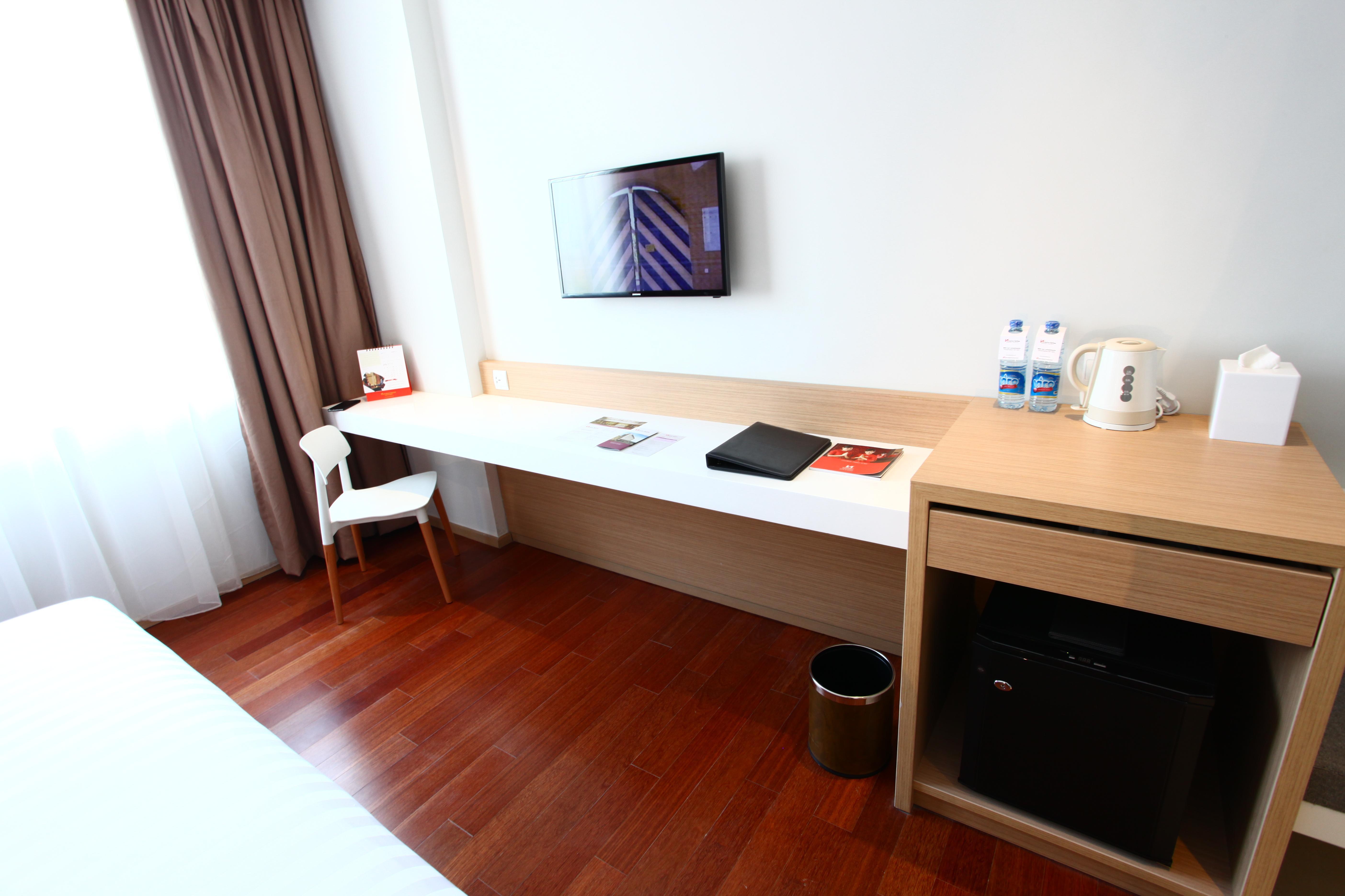 होटल Citadines Connect Airport Jakarta 3*