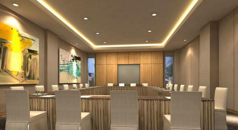 होटल Citadines Connect Airport Jakarta 3*