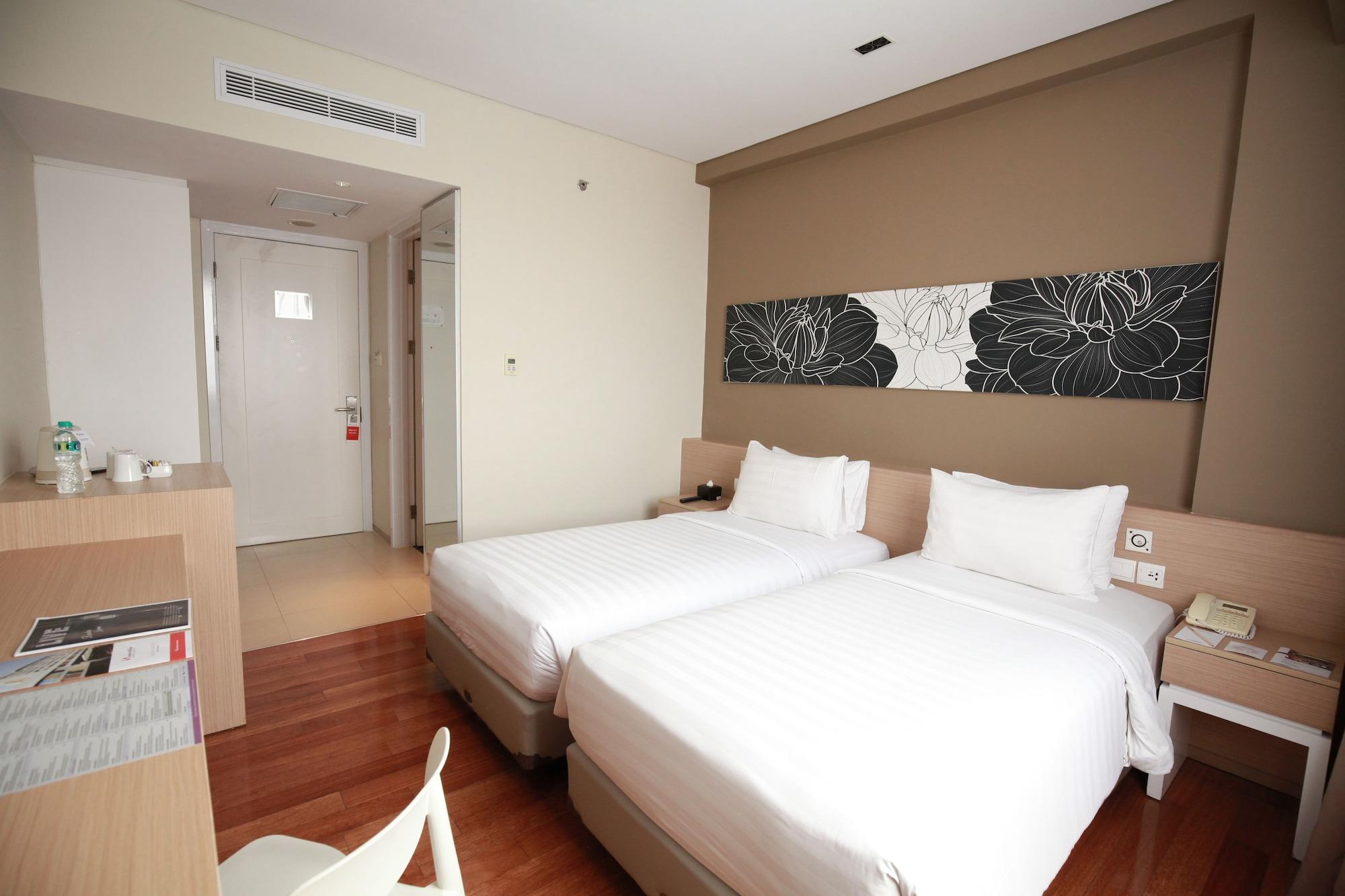 Hotel Swiss-belinn Airport Jakarta 3*